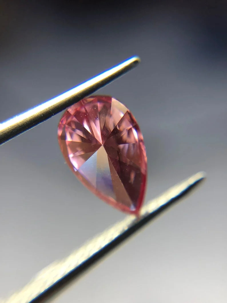 0.68Ct Pear Cut Vivid Pink Lab Grown Diamond