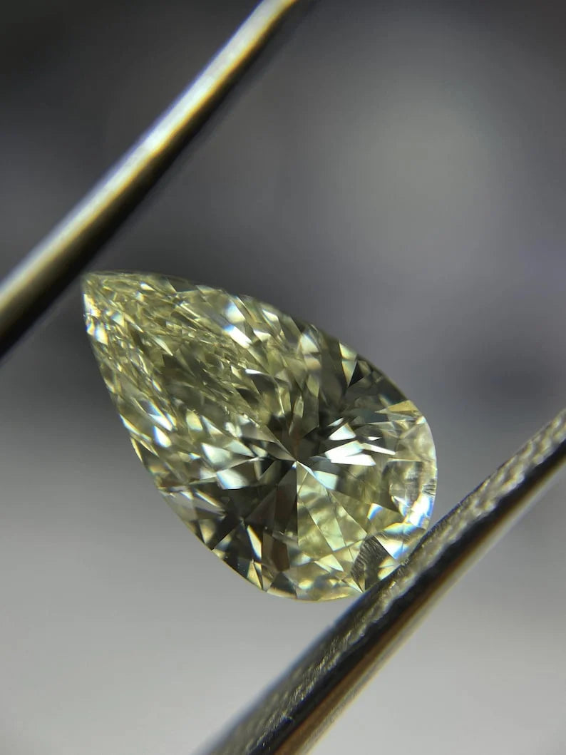 1Ct Pear Cut Lab Grown Fancy Diamond