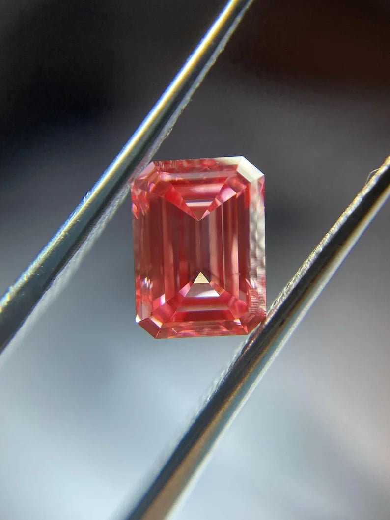 0.88Ct Pink Lab Created Emerald Diamond